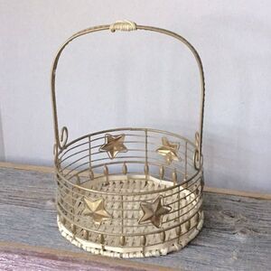 Gold star gift basket with woven base Christmas Xmas winter 10 1/2" tall